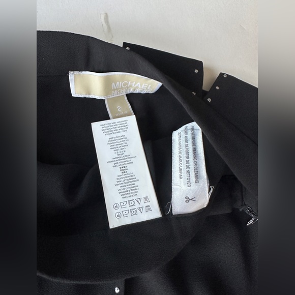 Michael Kors Embellished metal studs panels Swings above knees Crepe fabric - Picture 11 of 11